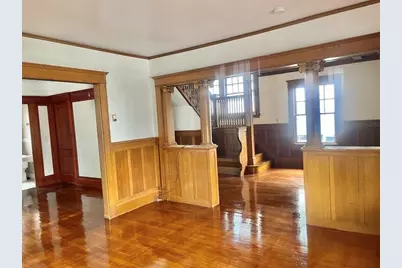 47 Pleasant St, Everett, MA 02149 - Photo 10