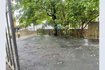 47 Pleasant St, Everett, MA 02149 - Photo 28