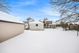 108 Inland St, Lowell, MA 01851 - Photo 36