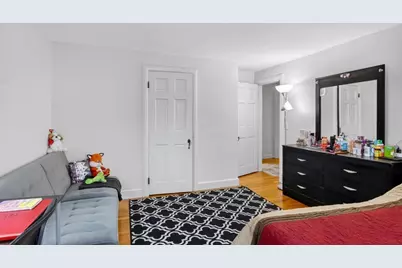 8-10 Willow St, Newton, MA 02459 - Photo 24