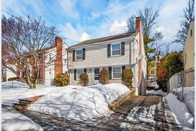 8-10 Willow St, Newton, MA 02459 - Photo 30