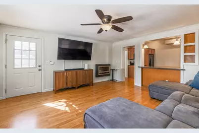 10 Metropolitan Ave, Ashland, MA 01721 - Photo 4