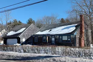 285 South St, Halifax, MA 02338 - Photo 1