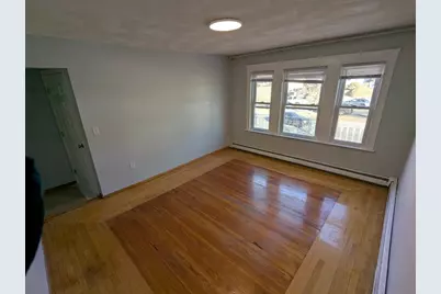 378 Fellsway W #B, Medford, MA 02155 - Photo 2