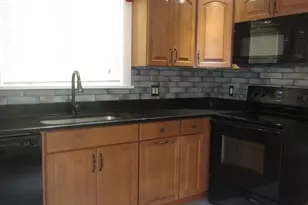 109 Walnut St, Malden, MA 02148 - Photo 4