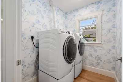 4 Grove St, Medford, MA 02155 - Photo 24