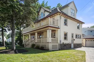 4 Grove St, Medford, MA 02155 - Photo 2