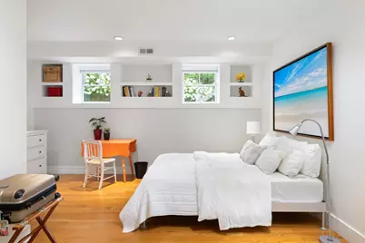 34 Hyslop Road, Brookline, MA 02445 - Photo 20