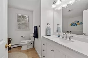 3 Mohegan Cir, Milford, MA 01757 - Photo 20