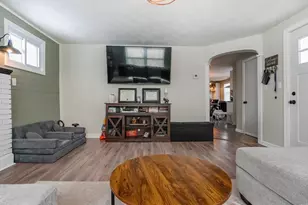 87 Adams St, New Bedford, MA 02746 - Photo 6