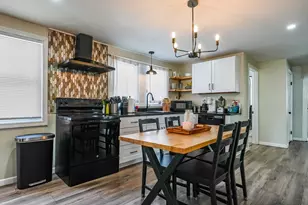 87 Adams St, New Bedford, MA 02746 - Photo 4