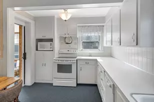 10 Allison Rd, Saugus, MA 01906 - Photo 12