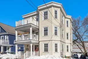 15 Laurel St, Arlington, MA 02476 - Photo 2