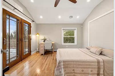 11 Evans Rd, Peabody, MA 01960 - Photo 6