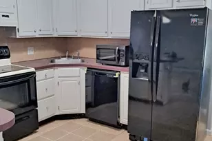 11 Hulbert Rd, Worcester, MA 01603 - Photo 10