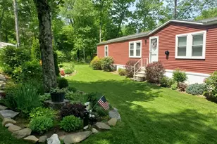 18 Tyler St, Brookfield, MA 01506 - Photo 1