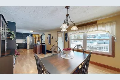 19 Marietta Ave, Shrewsbury, MA 01545 - Photo 4