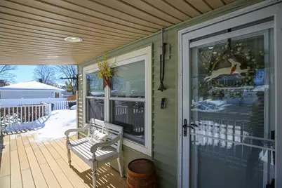 19 Marietta Ave, Shrewsbury, MA 01545 - Photo 2