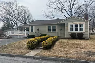 19 Marietta Ave, Shrewsbury, MA 01545 - Photo 1