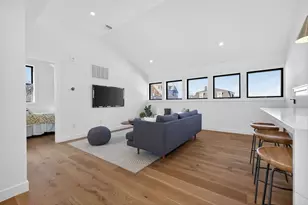 14 Hamlet, Somerville, MA 02143 - Photo 2