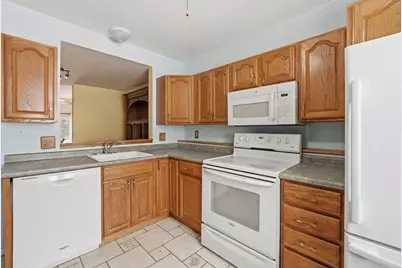 115 Riverview Pl #D, Southbridge, MA 01550 - Photo 8