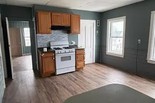 34 Enterprise St, Brockton, MA 02301 - Photo 2