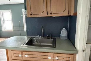 34 Enterprise St, Brockton, MA 02301 - Photo 2