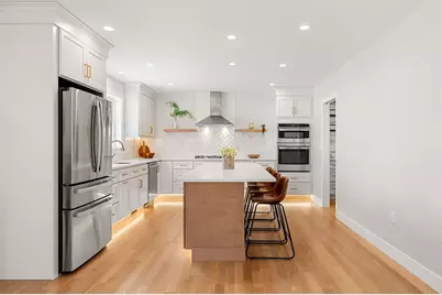 2 Rhuey Pass, Burlington, MA 01803 - Photo 8