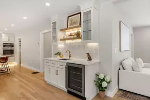 2 Rhuey Pass, Burlington, MA 01803 - Photo 12