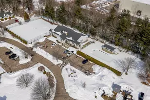 38 Alcott Cir, Taunton, MA 02780 - Photo 4