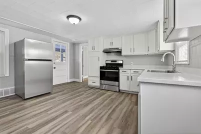 10 Nashua St, Shirley, MA 01464 - Photo 6