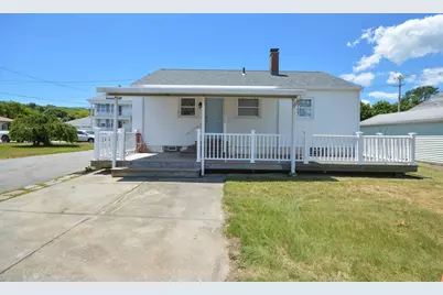 42 Buttonwood Rd, Dartmouth, MA 02748 - Photo 18
