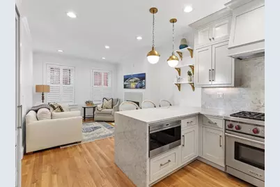 9 Fayette St #1, Boston, MA 02116 - Photo 2