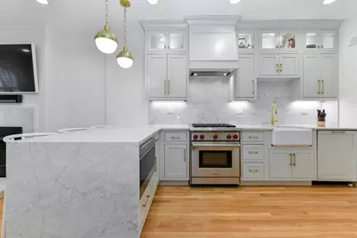 9 Fayette St #1, Boston, MA 02116 - Photo 4