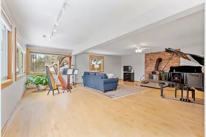 95 Lost Lake Dr, Groton, MA 01450 - Photo 8