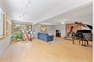 95 Lost Lake Dr, Groton, MA 01450 - Photo 8