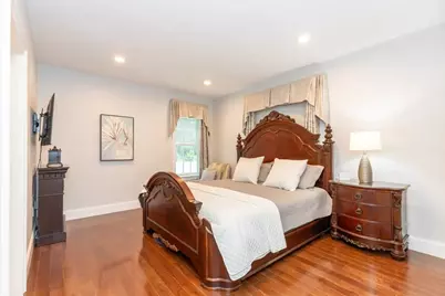 14 Sarah St, Burlington, MA 01803 - Photo 24