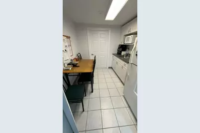 1565 Lakeview Avenue, Dracut, MA 01826 - Photo 8