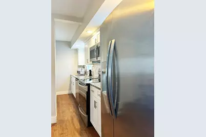 137 Mapleshade Ave, East Longmeadow, MA 01028 - Photo 4