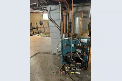 137 Mapleshade Ave, East Longmeadow, MA 01028 - Photo 14