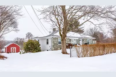 53 Lindsey Ln, Swansea, MA 02777 - Photo 2