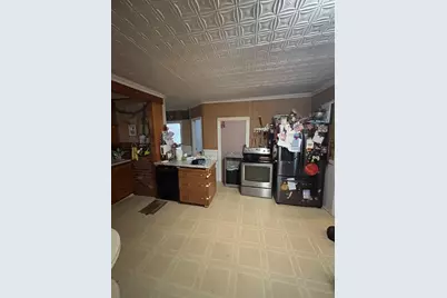 83 Plimpton St, Southbridge, MA 01550 - Photo 4