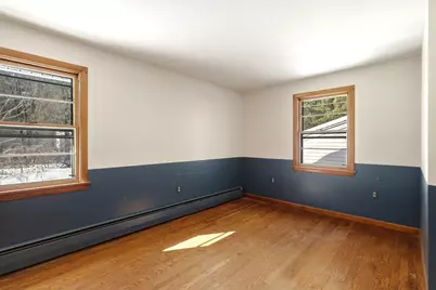 77 Summer St, Greenfield, MA 01301 - Photo 12