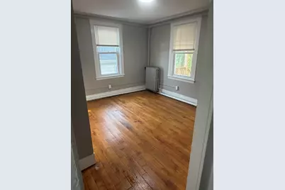 32 Mechanic St #2L, Fitchburg, MA 01420 - Photo 4