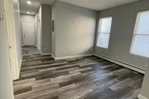 25 Brimblecom St, Lynn, MA 01902 - Photo 4