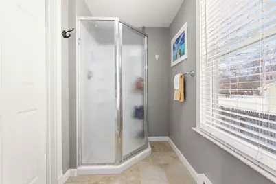 62 Maple St, Melrose, MA 02176 - Photo 12