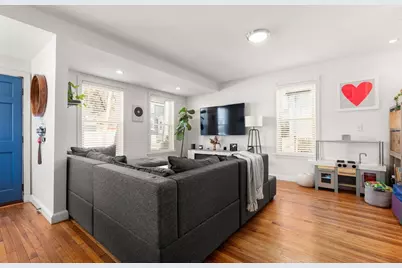 62 Maple St, Melrose, MA 02176 - Photo 14