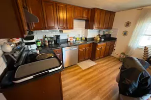 26 Greylock Rd, Boston, MA 02134 - Photo 20