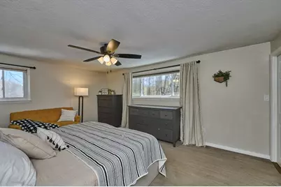 202 Brewer St, Northborough, MA 01532 - Photo 12