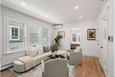 60 Derby St #1, Somerville, MA 02145 - Photo 2